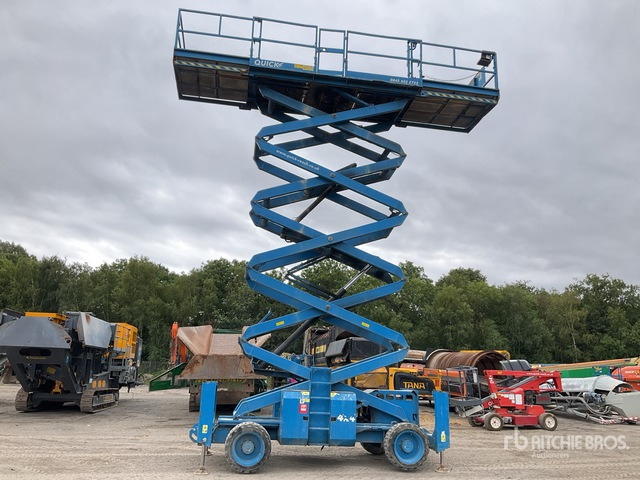 2016 Genie GS-5390 4x4 Diesel Scissor Lift - Scissor lift: picture 1 2016 Genie GS-5390 4x4 Diesel Scissor Lift - Scissor lift: picture 1
