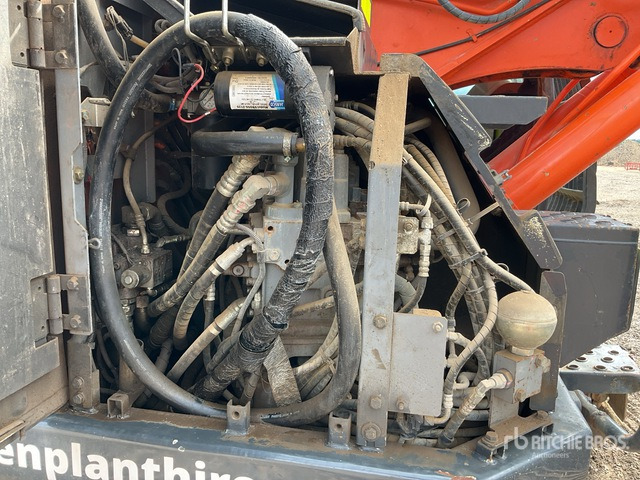 2016 Hitachi ZX135US-5 SRF Tunnel Spec Tracked Excavator - Crawler excavator: picture 5 2016 Hitachi ZX135US-5 SRF Tunnel Spec Tracked Excavator - Crawler excavator: picture 5