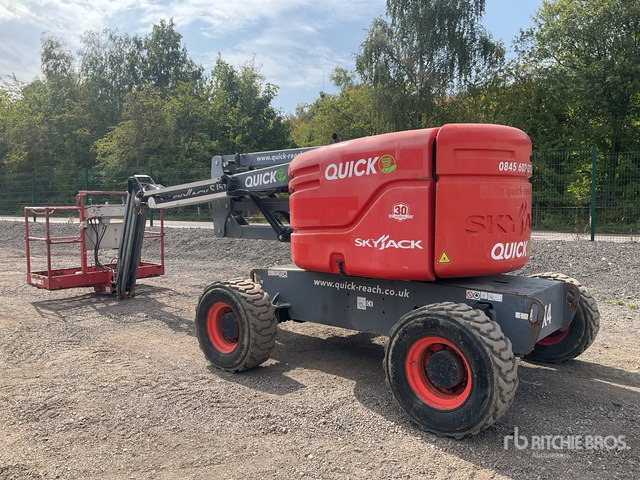 2016 Skyjack SJ51AJ 4WD Diesel Articulating Boom Lift - Articulated boom: picture 2 2016 Skyjack SJ51AJ 4WD Diesel Articulating Boom Lift - Articulated boom: picture 2