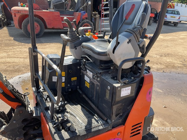 2017 Hitachi ZX19U-5AYR Remote Control Unit Mini Excavator: <6.6t - Mini excavator: picture 1 2017 Hitachi ZX19U-5AYR Remote Control Unit Mini Excavator: <6.6t - Mini excavator: picture 1