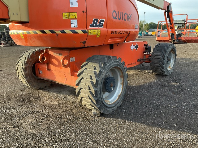 2017 JLG 800 AJ 4WD Diesel (Inoperable) Articulating Boom Lift - Articulated boom: picture 5 2017 JLG 800 AJ 4WD Diesel (Inoperable) Articulating Boom Lift - Articulated boom: picture 5