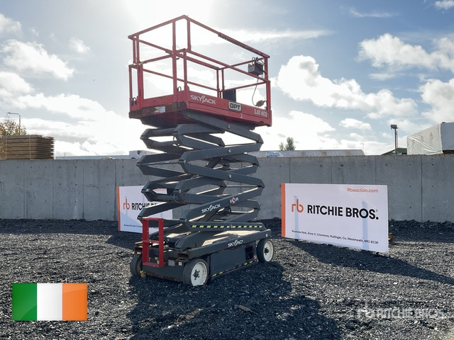 2017 Skyjack SJIII4632 Electric Scissor Lift - Scissor lift: picture 2 2017 Skyjack SJIII4632 Electric Scissor Lift - Scissor lift: picture 2