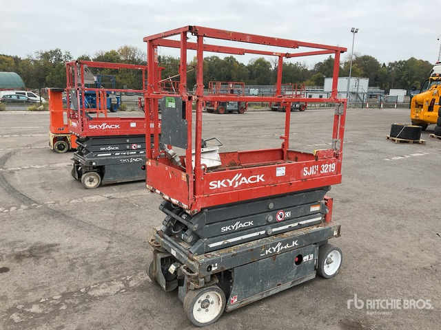 2017 Skyjack SJlll3219 2017 Skyjack SJlll3219 Scissor Lift Scissor Lift - Scissor lift: picture 3 2017 Skyjack SJlll3219 2017 Skyjack SJlll3219 Scissor Lift Scissor Lift - Scissor lift: picture 3