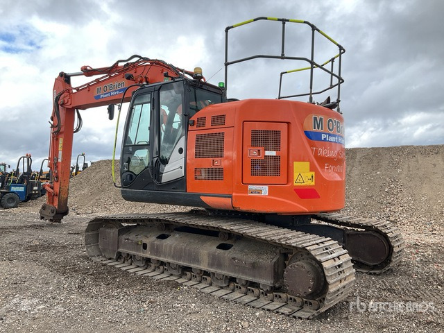 2018 Hitachi ZX225USLC-6 Tracked Excavator - Crawler excavator: picture 4 2018 Hitachi ZX225USLC-6 Tracked Excavator - Crawler excavator: picture 4