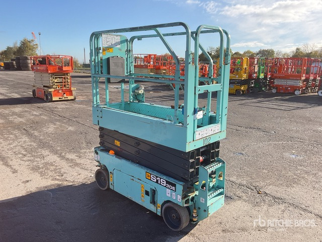 2019 JCB S1930E Electric Scissor Lift - Scissor lift: picture 4 2019 JCB S1930E Electric Scissor Lift - Scissor lift: picture 4