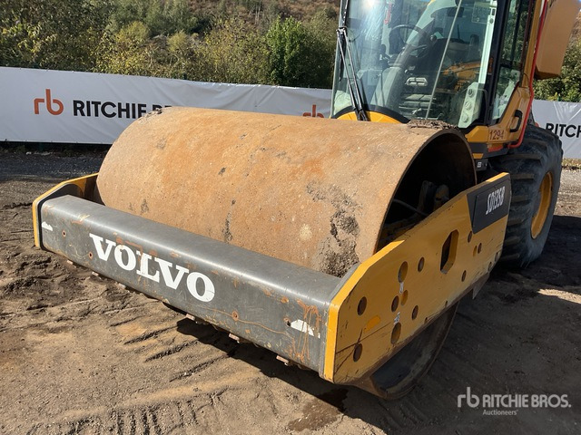 2021 Volvo SD135B Smooth Drum Compactor - Compactor: picture 5 2021 Volvo SD135B Smooth Drum Compactor - Compactor: picture 5