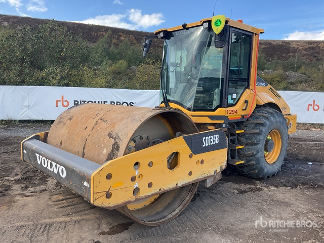 2021 Volvo SD135B Smooth Drum Compactor - Compactor: picture 1 2021 Volvo SD135B Smooth Drum Compactor - Compactor: picture 1