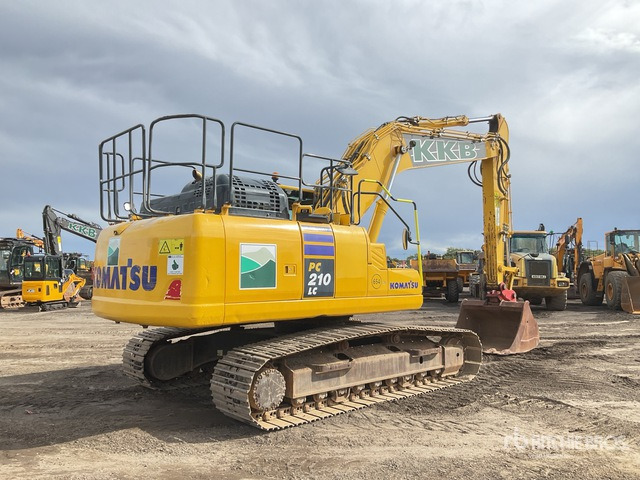 2022 Komatsu PC210LC-11EO Tracked Excavator - Crawler excavator: picture 3 2022 Komatsu PC210LC-11EO Tracked Excavator - Crawler excavator: picture 3