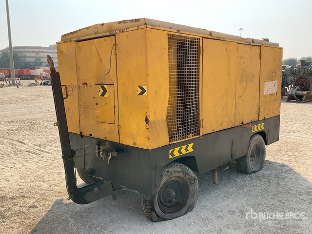 1996 Atlas Copco Mobile (Inoperable) Air Compressor - Air compressor: picture 1 1996 Atlas Copco Mobile (Inoperable) Air Compressor - Air compressor: picture 1