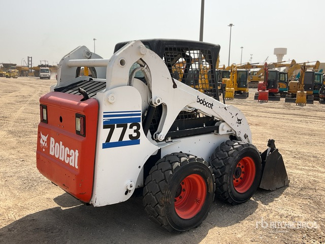 2001 Bobcat 773 - Skid steer loader: picture 3 2001 Bobcat 773 - Skid steer loader: picture 3