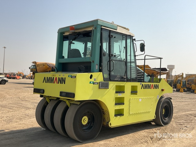 2007 Ammann AP240 8 Wheel Pneumatic Roller - Road roller: picture 5 2007 Ammann AP240 8 Wheel Pneumatic Roller - Road roller: picture 5