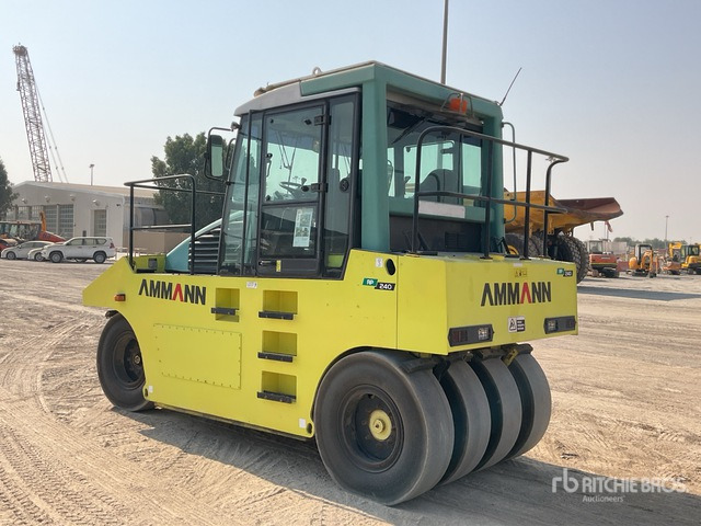 2008 Ammann AP240 8 Wheel Pneumatic Roller - Road roller: picture 5 2008 Ammann AP240 8 Wheel Pneumatic Roller - Road roller: picture 5