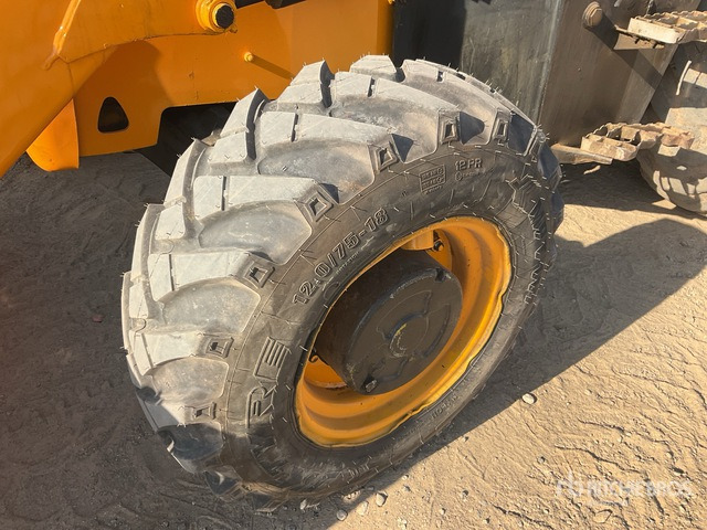 2015 JCB 3DX 4x4 Backhoe Loader - Backhoe loader: picture 4 2015 JCB 3DX 4x4 Backhoe Loader - Backhoe loader: picture 4