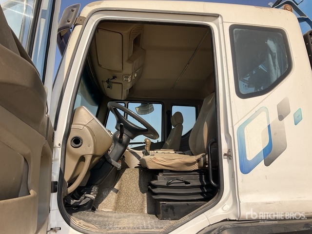 2015 Tata Daewoo Novus SE 2015 Dong Yang SS7506S 20 ton S ... Flatbed Truck with Crane - Dropside/ Flatbed truck, Crane truck: picture 5 2015 Tata Daewoo Novus SE 2015 Dong Yang SS7506S 20 ton S ... Flatbed Truck with Crane - Dropside/ Flatbed truck, Crane truck: picture 5