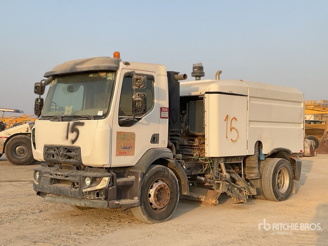 2016 Renault D18 Elgin on Sweeper Truck - Road sweeper: picture 2 2016 Renault D18 Elgin on Sweeper Truck - Road sweeper: picture 2