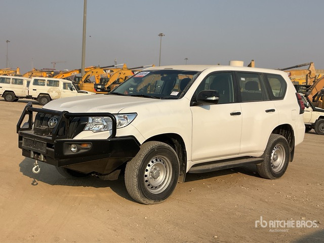 2019 Toyota Prado TX 150L 4x4 SUV - SUV: picture 3 2019 Toyota Prado TX 150L 4x4 SUV - SUV: picture 3