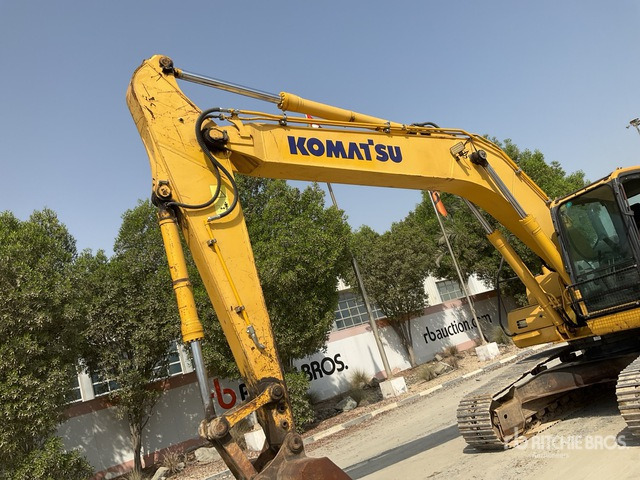 2020 Komatsu PC220-8M0 - Crawler excavator: picture 5 2020 Komatsu PC220-8M0 - Crawler excavator: picture 5