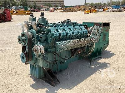 800 kVA Skid-Mounted - Generator set: picture 4 800 kVA Skid-Mounted - Generator set: picture 4