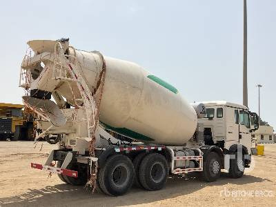 CNHTC HOWO TX340 8x4 Twin-Steer - Concrete mixer truck: picture 3 CNHTC HOWO TX340 8x4 Twin-Steer - Concrete mixer truck: picture 3