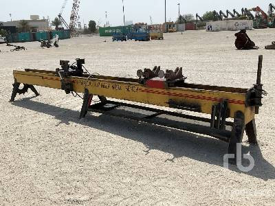 Hydraulic Cylinder Work Bench - Tool/ Equipment: picture 1 Hydraulic Cylinder Work Bench - Tool/ Equipment: picture 1