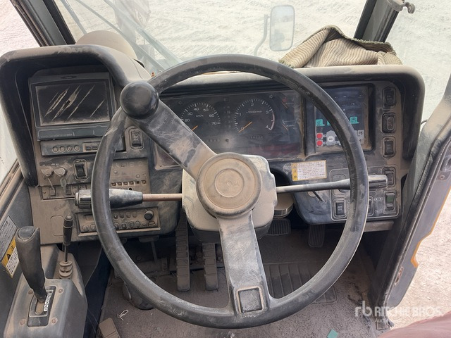 Kato KR-25H Rough Terrain Crane - Rough terrain crane: picture 4 Kato KR-25H Rough Terrain Crane - Rough terrain crane: picture 4