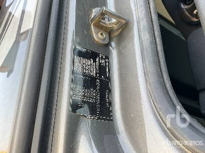 MERCEDES BENZ AROCS 3951 8x4 Twin-Steer - Tipper: picture 5 MERCEDES BENZ AROCS 3951 8x4 Twin-Steer - Tipper: picture 5