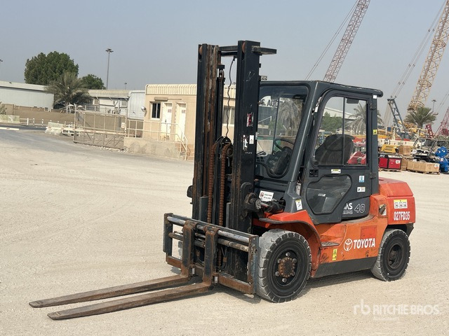Toyota 02-7FD35 - Forklift: picture 2 Toyota 02-7FD35 - Forklift: picture 2
