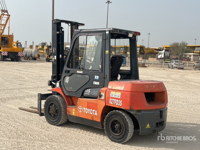 Toyota 02-7FD35 - Forklift: picture 3 Toyota 02-7FD35 - Forklift: picture 3