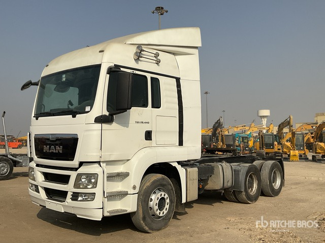 2016 MAN TGS28.440 6x4 T/A Sleeper Truck Tractor - Tractor unit: picture 1 2016 MAN TGS28.440 6x4 T/A Sleeper Truck Tractor - Tractor unit: picture 1