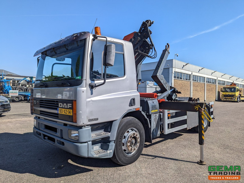 DAF 75.240 4x2 Dagcab Euro1 - Haakarm 14T + Palfinger PK11000 - Afstandsbediening - Hook lift truck, Crane truck: picture 1 DAF 75.240 4x2 Dagcab Euro1 - Haakarm 14T + Palfinger PK11000 - Afstandsbediening - Hook lift truck, Crane truck: picture 1