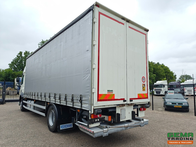 DAF CF 310 4x2 SpaceCab Euro6 - Schuifzeilenbak 7.7M + Laadklep 1500KG - 10/2025 APK - Curtainsider truck: picture 3 DAF CF 310 4x2 SpaceCab Euro6 - Schuifzeilenbak 7.7M + Laadklep 1500KG - 10/2025 APK - Curtainsider truck: picture 3