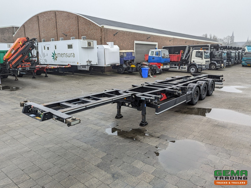 Kögel PORT 45 SIMPLEX BlackEdition - 2 LiftAssen - LZV Gekeurd - Alle aansluitingen - TOP! 07/2025APK - Container transporter/ Swap body semi-trailer: picture 2 Kögel PORT 45 SIMPLEX BlackEdition - 2 LiftAssen - LZV Gekeurd - Alle aansluitingen - TOP! 07/2025APK - Container transporter/ Swap body semi-trailer: picture 2