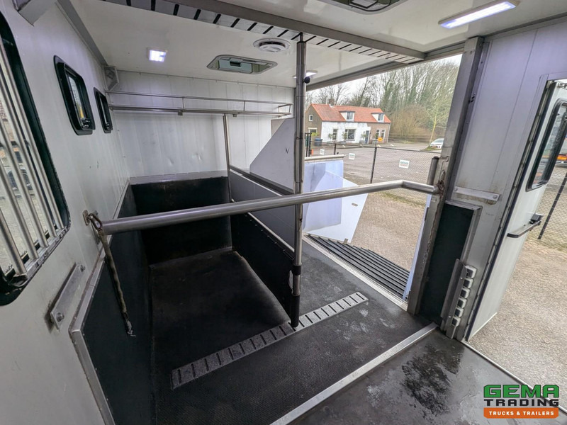 MAN TGL 12.180 4x2 DoKa 7 pers. Euro5 EEV - Paardenwagen 2-Paards - 147.000km! - MARGE - Horse truck: picture 5 MAN TGL 12.180 4x2 DoKa 7 pers. Euro5 EEV - Paardenwagen 2-Paards - 147.000km! - MARGE - Horse truck: picture 5