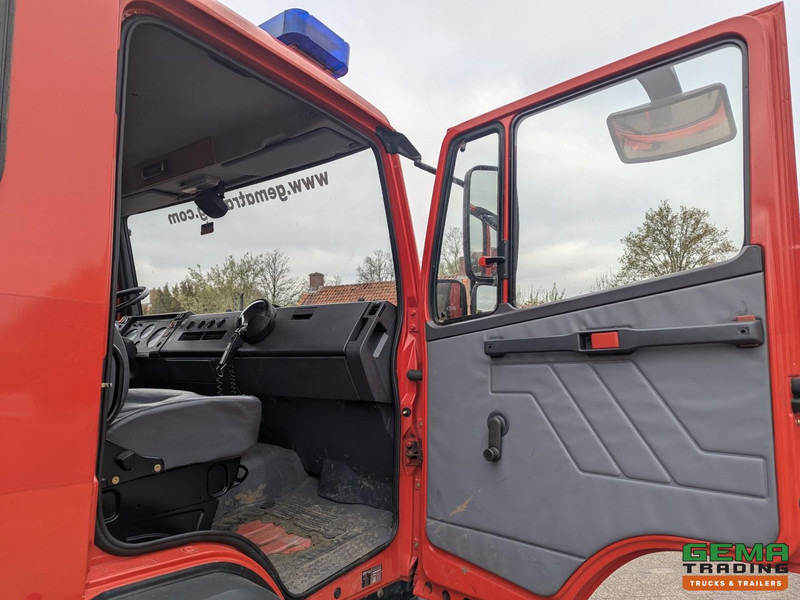 Fire truck Mercedes-Benz 1124 AF 4x4 Dubbelcab 6Cil - 9 Pers - Kronenburg Tankautospuit TS08 LD3.000 HD240 T2.400 LiterTank: picture 12 Fire truck Mercedes-Benz 1124 AF 4x4 Dubbelcab 6Cil - 9 Pers - Kronenburg Tankautospuit TS08 LD3.000 HD240 T2.400 LiterTank: picture 12