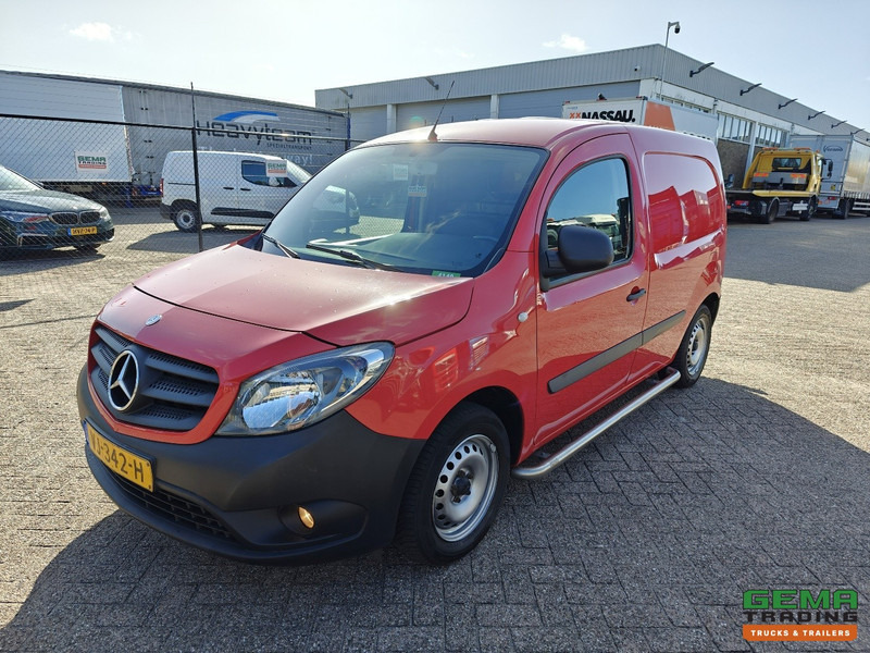 Mercedes-Benz Citan 108 CDI BlueEFFICIENCY Euro5L - Airco - 4-Seizoensbanden - Bluetooth Radio - Small van: picture 1 Mercedes-Benz Citan 108 CDI BlueEFFICIENCY Euro5L - Airco - 4-Seizoensbanden - Bluetooth Radio - Small van: picture 1