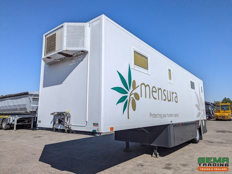 Latre OPF/1SA/19/00 1-Assige KantoorTrailer / MobileHome - Airco's - Toilet - Generator - Standkachel - 11/2025APK - Semi-trailer: picture 2 Latre OPF/1SA/19/00 1-Assige KantoorTrailer / MobileHome - Airco's - Toilet - Generator - Standkachel - 11/2025APK - Semi-trailer: picture 2