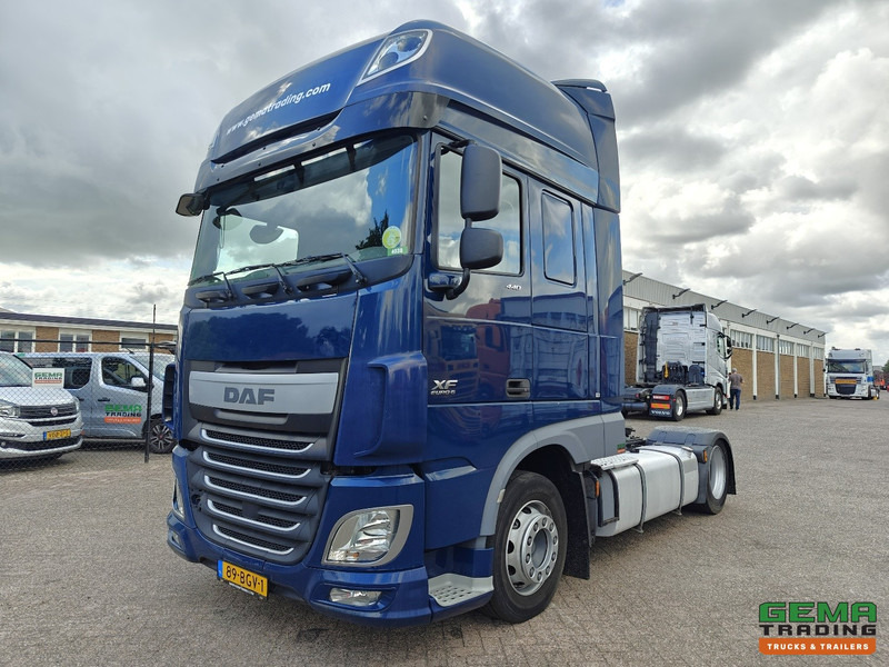 DAF XF 440 FT 4x2 SuperSpaceCab Euro6A - MEGA - Retarder - HandGeschakeld - 344.000KM! - Tractor unit: picture 1 DAF XF 440 FT 4x2 SuperSpaceCab Euro6A - MEGA - Retarder - HandGeschakeld - 344.000KM! - Tractor unit: picture 1