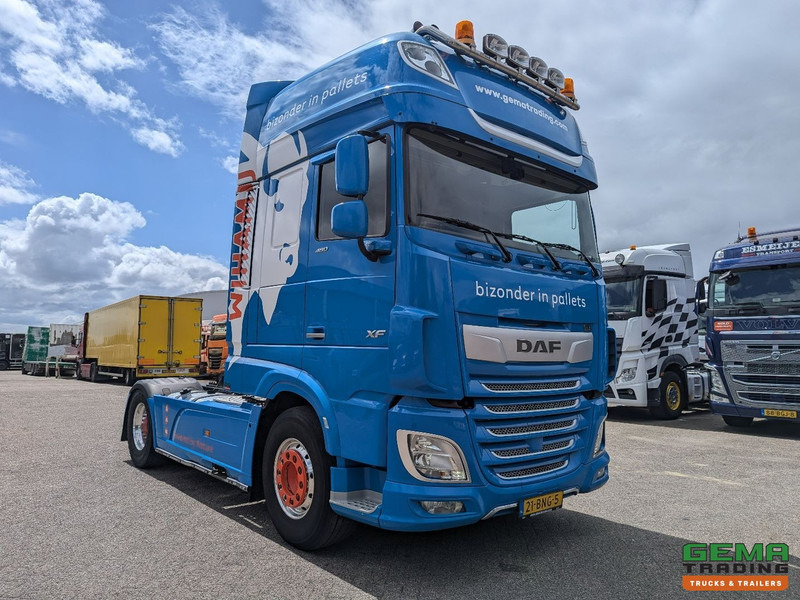 DAF XF 480 FT 4x2 SuperSpaceCab Euro6C - Dubbele tanks - Navi - Side skirts - TOP! - Tractor unit: picture 2 DAF XF 480 FT 4x2 SuperSpaceCab Euro6C - Dubbele tanks - Navi - Side skirts - TOP! - Tractor unit: picture 2