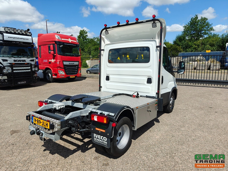 Iveco 42-180 Hi-Matic 4x2 Euro6E - BE-Trekker - Als Nieuw - Trekhaak en Schotel - SMARTtachoV2 - 11/2027 APK - Tractor unit: picture 3 Iveco 42-180 Hi-Matic 4x2 Euro6E - BE-Trekker - Als Nieuw - Trekhaak en Schotel - SMARTtachoV2 - 11/2027 APK - Tractor unit: picture 3