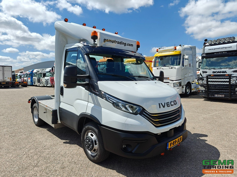 Iveco 42-180 Hi-Matic 4x2 Euro6E - BE-Trekker - Als Nieuw - Trekhaak en Schotel - SMARTtachoV2 - 11/2027 APK - Tractor unit: picture 2 Iveco 42-180 Hi-Matic 4x2 Euro6E - BE-Trekker - Als Nieuw - Trekhaak en Schotel - SMARTtachoV2 - 11/2027 APK - Tractor unit: picture 2