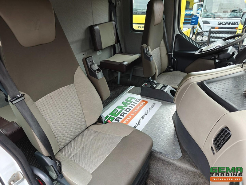 Leasing of Renault Premium 430 4x2 Dagcab Euro5 - 216.000KM -  4 Zitplaatsen - Rij school - Reserve Wiel Renault Premium 430 4x2 Dagcab Euro5 - 216.000KM -  4 Zitplaatsen - Rij school - Reserve Wiel: picture 6