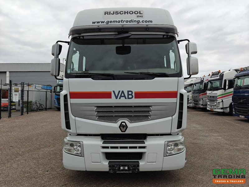 Leasing of Renault Premium 430 4x2 Dagcab Euro5 - 216.000KM -  4 Zitplaatsen - Rij school - Reserve Wiel Renault Premium 430 4x2 Dagcab Euro5 - 216.000KM -  4 Zitplaatsen - Rij school - Reserve Wiel: picture 7
