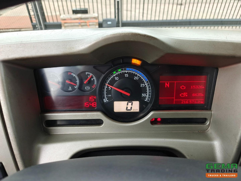 Leasing of Renault Premium 430 4x2 Dagcab Euro5 - 216.000KM -  4 Zitplaatsen - Rij school - Reserve Wiel Renault Premium 430 4x2 Dagcab Euro5 - 216.000KM -  4 Zitplaatsen - Rij school - Reserve Wiel: picture 14