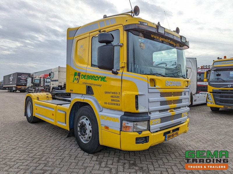Scania P114-340 LA 4x2 CP19 Euro3 Manual - Side Skirts - Toolbox (T1350) - Tractor unit: picture 2 Scania P114-340 LA 4x2 CP19 Euro3 Manual - Side Skirts - Toolbox (T1350) - Tractor unit: picture 2