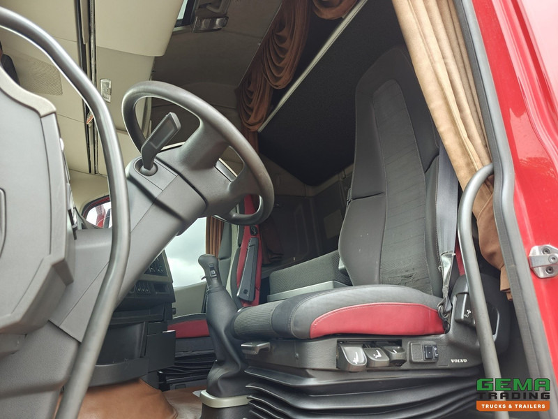Volvo FH420 4x2 Globetrotter XL Euro6B - Handgeschakeld - SpecialPaint - 02/2026 APK - Tractor unit: picture 5 Volvo FH420 4x2 Globetrotter XL Euro6B - Handgeschakeld - SpecialPaint - 02/2026 APK - Tractor unit: picture 5