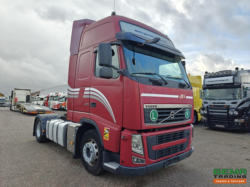 Volvo FH460 4x2 Globetrotter XL Euro5 - Handgeschakeld - Dubbele tanks - Tractor unit: picture 2 Volvo FH460 4x2 Globetrotter XL Euro5 - Handgeschakeld - Dubbele tanks - Tractor unit: picture 2