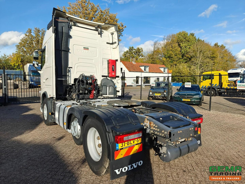 Volvo FH460 6x2 Globetrotter Euro6C - Hydrauliek - WeegSysteem - Navi - SMARTtachoV2 - 02/2026 APK - Tractor unit: picture 4 Volvo FH460 6x2 Globetrotter Euro6C - Hydrauliek - WeegSysteem - Navi - SMARTtachoV2 - 02/2026 APK - Tractor unit: picture 4