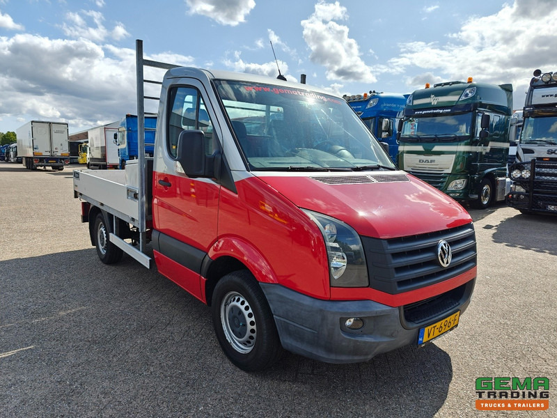 Volkswagen Crafter 2.0 TDI Euro5M - Open Laadbak 2.2m - Handgeschakeld - Trekhaak - 01/2026 APK - Flatbed van: picture 2 Volkswagen Crafter 2.0 TDI Euro5M - Open Laadbak 2.2m - Handgeschakeld - Trekhaak - 01/2026 APK - Flatbed van: picture 2