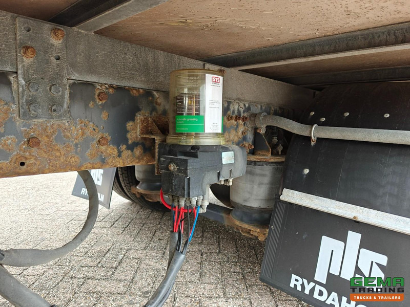 Box truck Volvo FL240 4x2 Dagcab Euro5 - 6CIL - Gesloten Opbouw 6.5m + Laadklep 1500KG - 129.000km Origineel - ZijDeuren: picture 19 Box truck Volvo FL240 4x2 Dagcab Euro5 - 6CIL - Gesloten Opbouw 6.5m + Laadklep 1500KG - 129.000km Origineel - ZijDeuren: picture 19