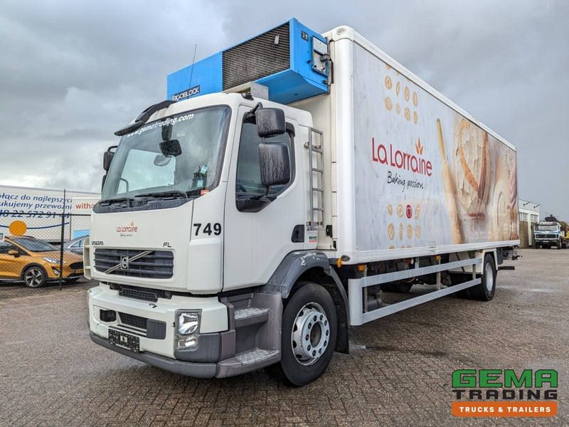 Volvo FL290 4x2 Dagcab Euro5 18T - Handgeschakeld - Koel-VriesBak 8.40M - Frigo Block - Laadklep 1500KG - Refrigerator truck: picture 1 Volvo FL290 4x2 Dagcab Euro5 18T - Handgeschakeld - Koel-VriesBak 8.40M - Frigo Block - Laadklep 1500KG - Refrigerator truck: picture 1